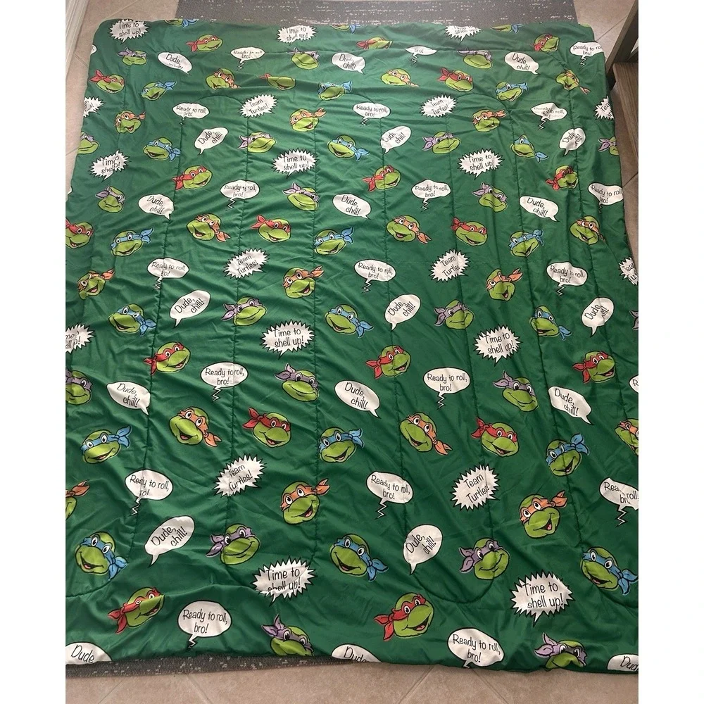 Teenage Mutant Ninja Turtles Reversible Twin Comforter w/2 pillow cases & 1 Sham